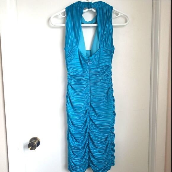 Sleeveless Formal Dress-blue - Picture 4 of 5